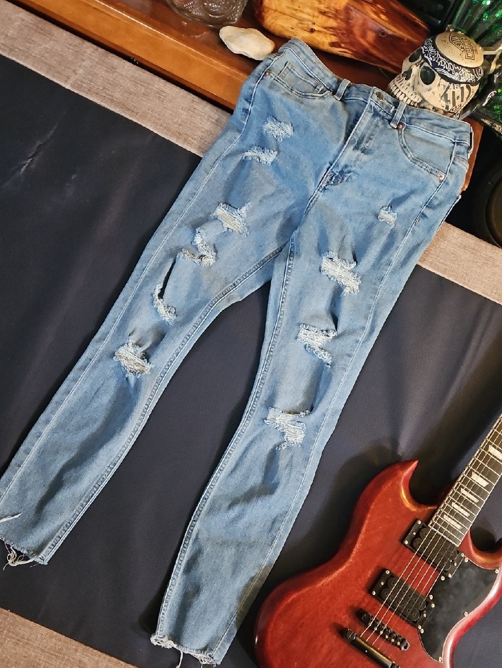 H&M Super High Rise Skinny Distressed Ankle Jeans Size 6 NWOT